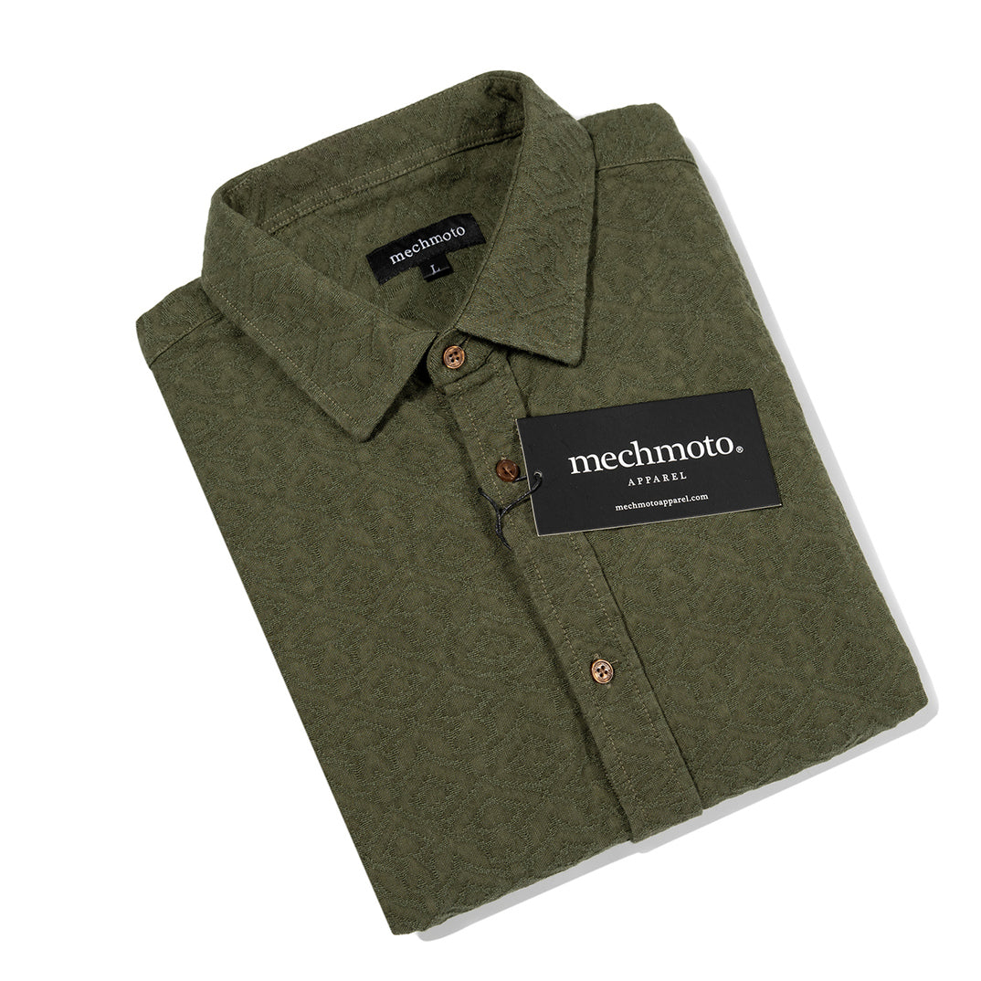 26.Textured L/S Shirt With Back Darts