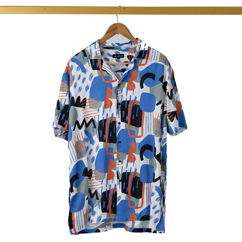 Rayon S/S shirt with abstract design and back darts