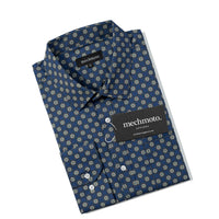 Cotton stretch shirt with geo design back box pleat