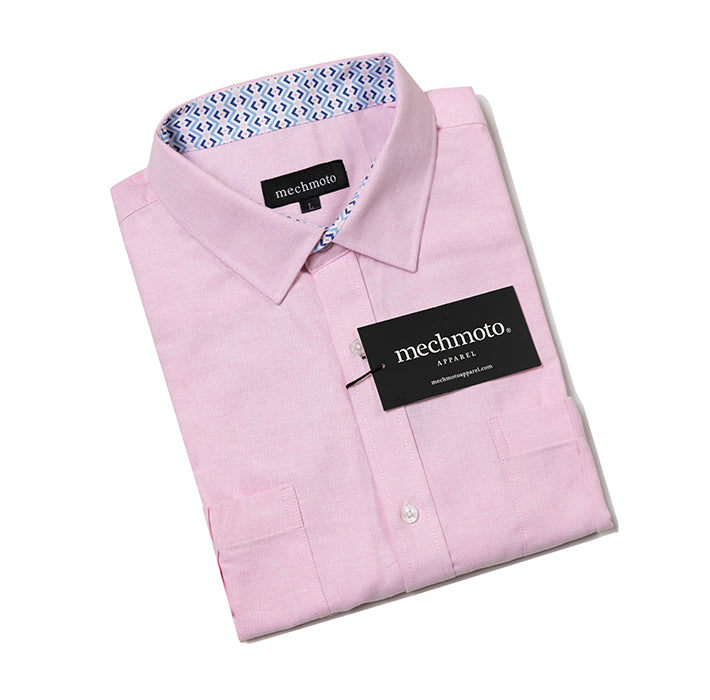 Plain textured shirt with 2 button chest pockets contrast in collars only