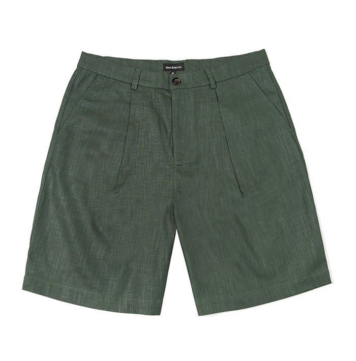 Side pocket pleated short with two button flap pockets